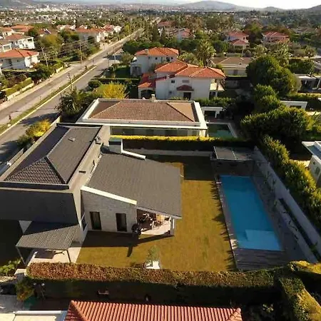 Sakin Ve Huzurlu Bir Tatil Icin… 4*